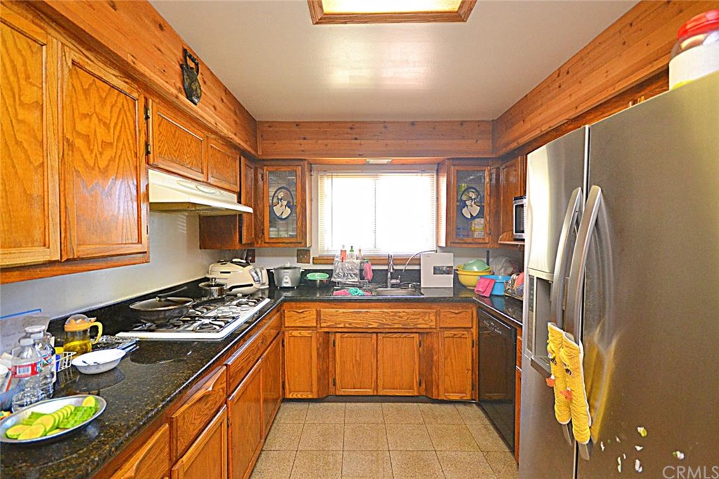 20313 Wardham Avenue, Lakewood, United States 90715