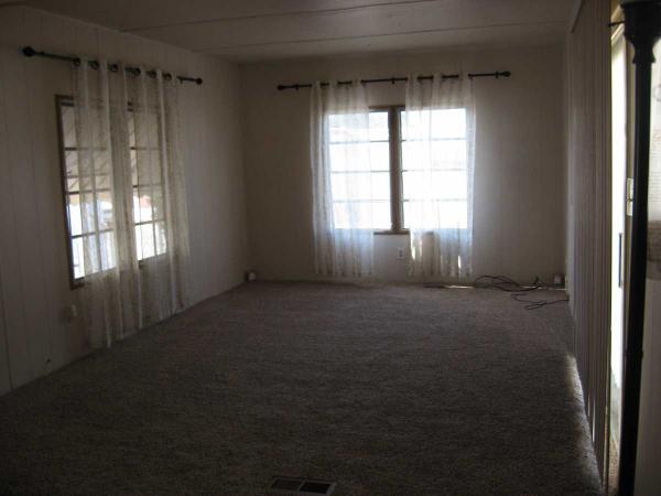 Rolling Hills Trailer Park 24725 Pennsylvania Ave #A-12Lomita, CA 90717