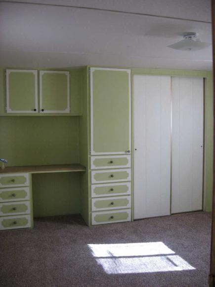 Rolling Hills Trailer Park 24725 Pennsylvania Ave #A-12Lomita, CA 90717