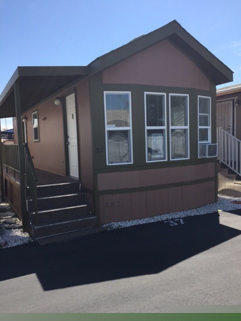 Crestview Lodge For Mobile Homes 2350 250th Street, #37Lomita, CA 90717