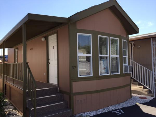 Crestview Lodge For Mobile Homes 2350 250th Street, #37Lomita, CA 90717