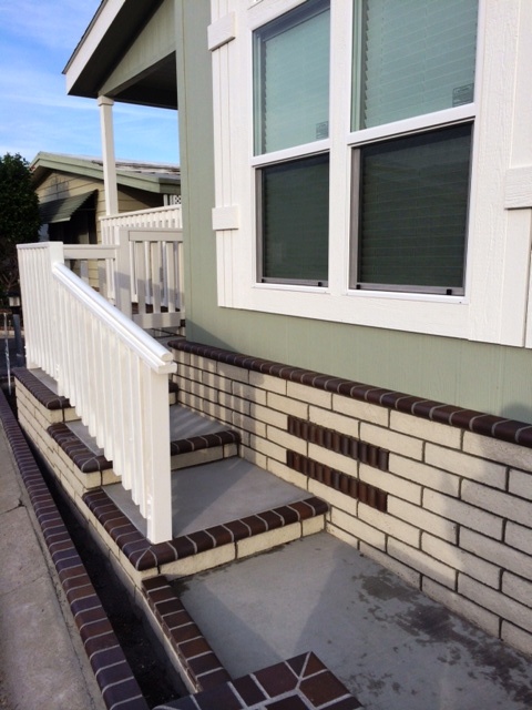 Lincoln Center MHP 9080 Bloomfield St, Corner SpotCypress, CA 90720