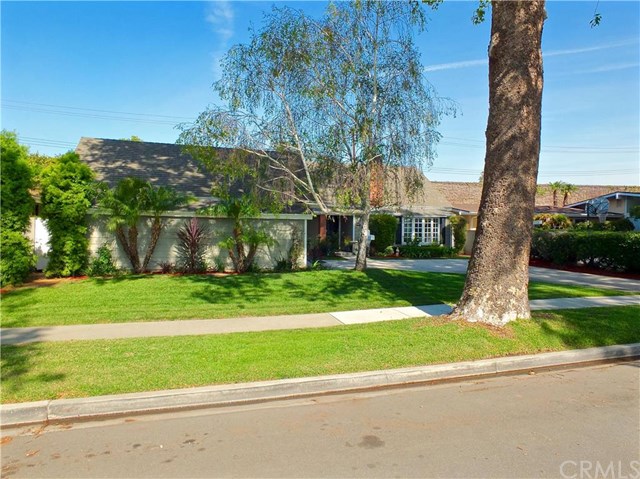 11261 Martha Ann Drive, Rossmoor, CA 90720
