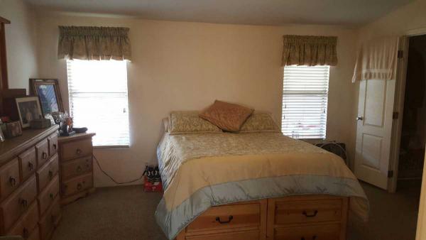 Californian Mobile Home Estates 7101 E. Rosecrans Ave, Space #86Paramount, CA 90723