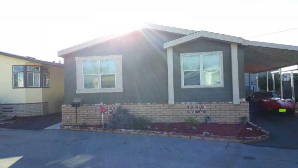Californian Mobile Home Estates 7101 E. Rosecrans Ave, Space #158Paramount, CA 90723