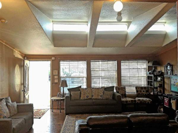 Californian Mobile Home Estates 7101 E. Rosecrans Ave, Space #56Paramount, CA 90723