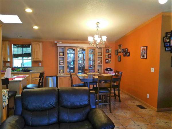 Californian Mobile Home Estates 7101 E. Rosecrans Ave, Space #56Paramount, CA 90723
