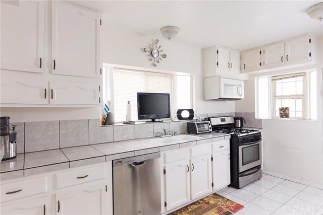 1054 West 24th Street West, San Pedro, CA 90731