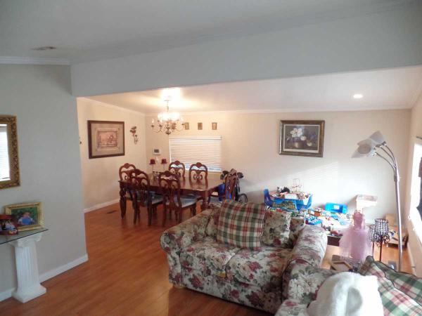 Carson Harbor Village 17701 S. AVALON#381Carson, CA 90746