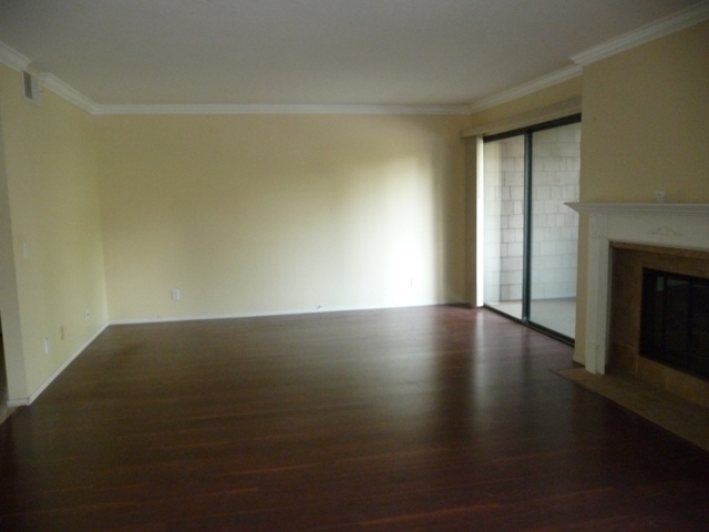 2516 E Willow StreeSignal Hill, CA, 90755Los Angeles County
