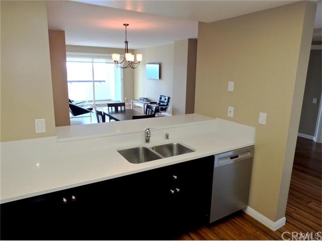 525 East Seaside Way, Long Beach, CA 90802