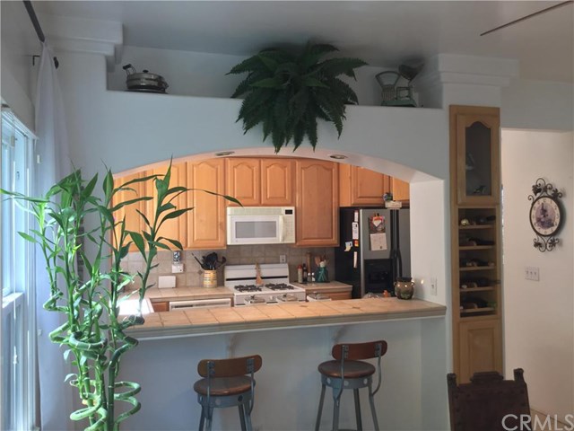 35 Cherry Avenue, Long Beach, CA 90802