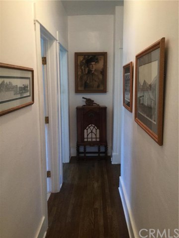 35 Cherry Avenue, Long Beach, CA 90802