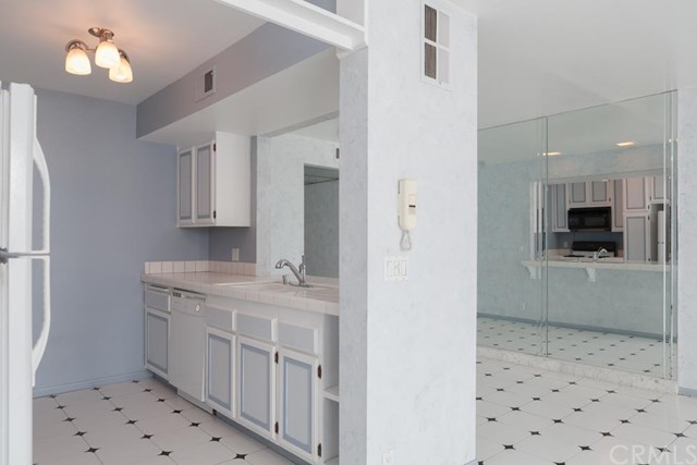 1 3rd Place, Long Beach, CA 90802