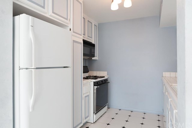 1 3rd Place, Long Beach, CA 90802