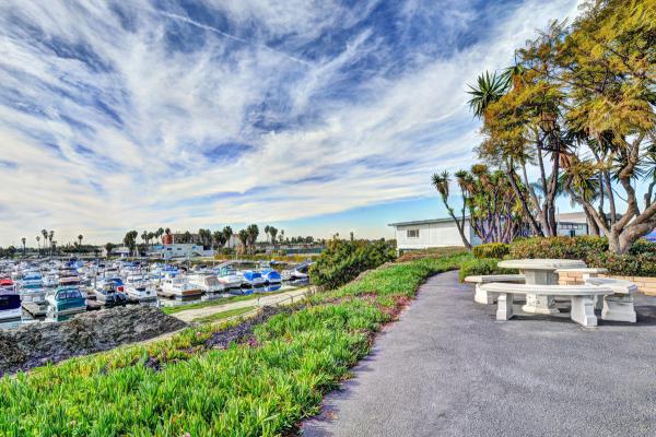 Belmont Shores6260 GOLDEN SANDSLong Beach, CA 90803