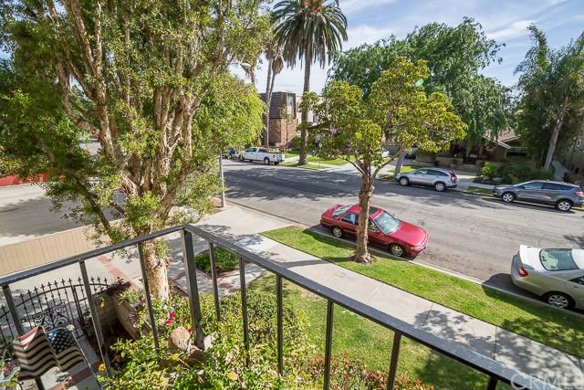 2319 East 2nd Street, Long Beach, CA 90803