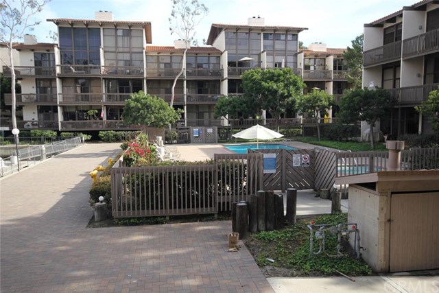 6120Marina Pacifica DrN, Long Beach, United States 90803