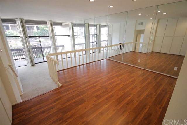 6120Marina Pacifica DrN, Long Beach, United States 90803