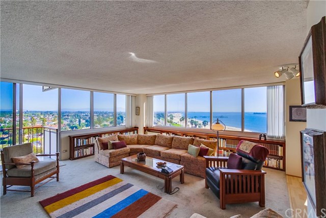 2999 E Ocean Blvd, Long Beach, United States 90803