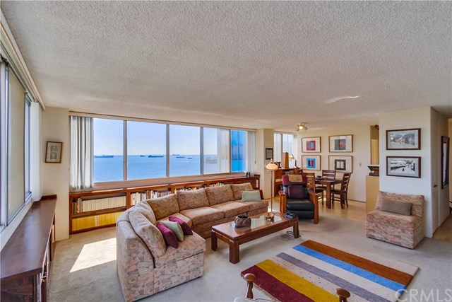2999 E Ocean Blvd, Long Beach, United States 90803