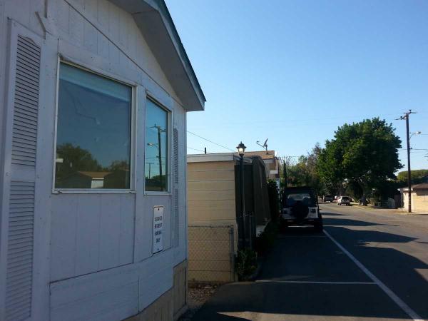 Las Brisas 400 E Arbor St space #15Long Beach, CA 90805