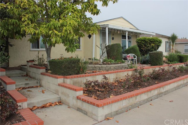 3935 CHERRY Avenue, Long Beach, CA 90807