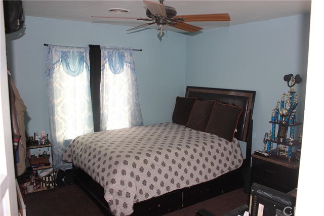 3935 CHERRY Avenue, Long Beach, CA 90807