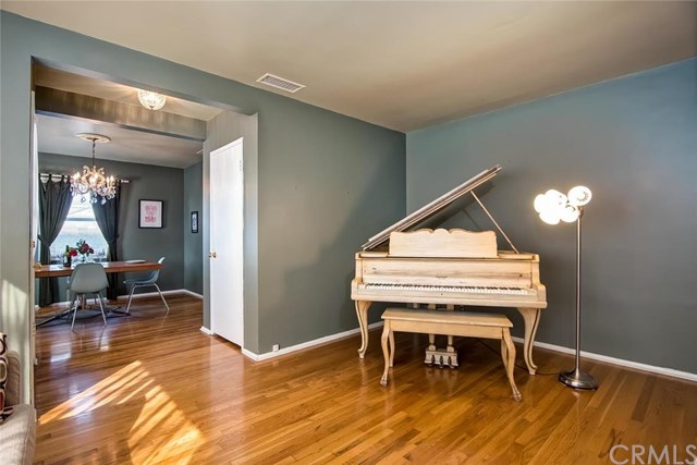 3390 Lees Avenue, Long Beach, CA 90808