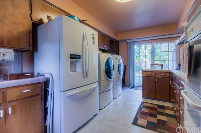 3264 Senasac Avenue, Long Beach, CA 90808