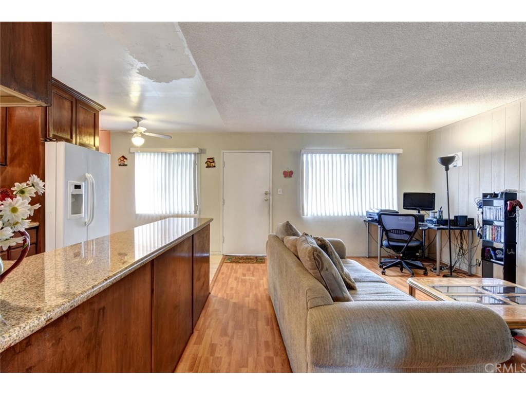 3245 Santa Fe Avenue, Long Beach, CA 90810