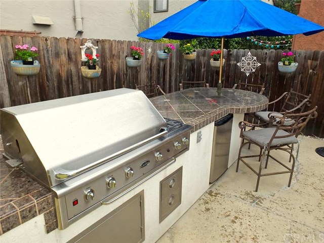 681 Mira Mar Avenue, Long Beach, CA 90814