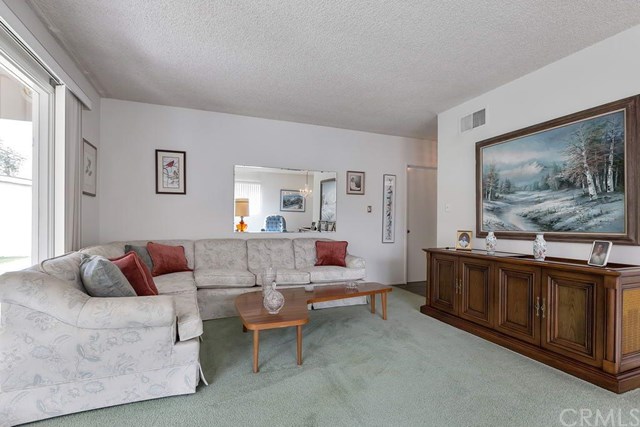 5700 East Walton Street, Long Beach, CA 90815