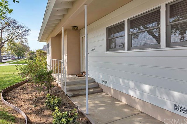 2929 Ostrom Avenue, Long Beach, CA 90815