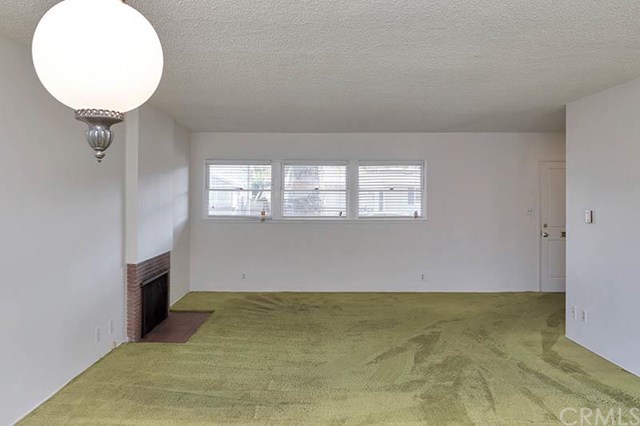 2929 Ostrom Avenue, Long Beach, CA 90815
