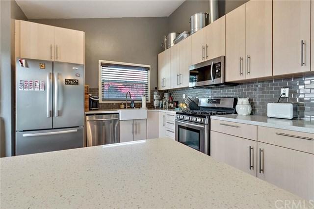 2336 Stearnlee Avenue, Long Beach, CA 90815
