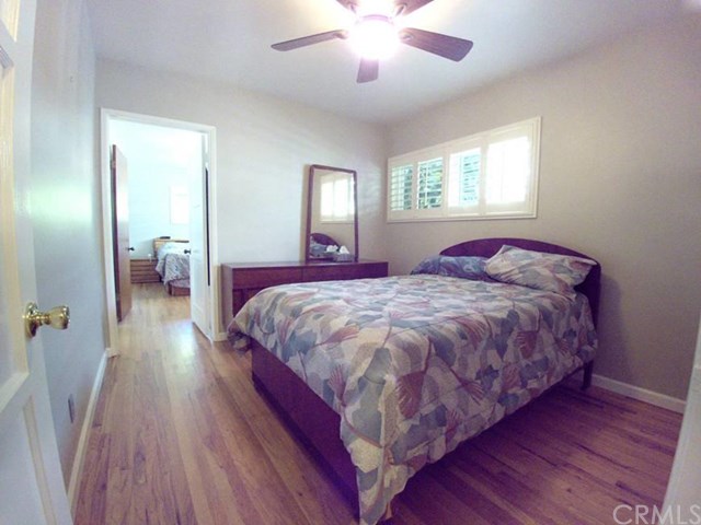 2729 Hackett Avenue, Long Beach, CA 90815