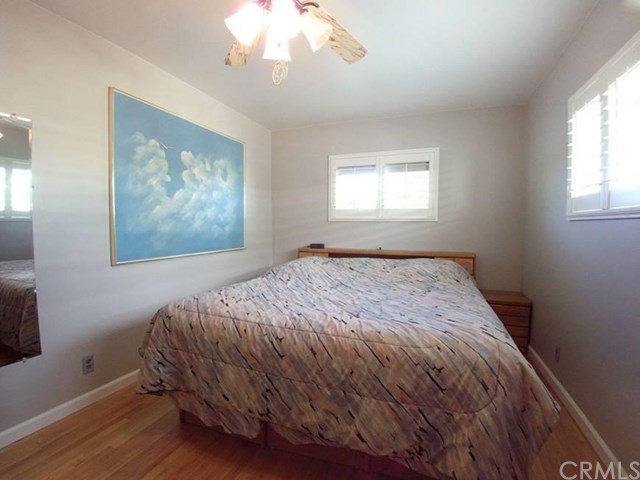 2729 Hackett Avenue, Long Beach, CA 90815