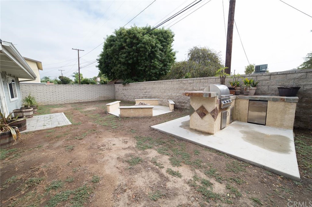 6702 East Driscoll Street, Long Beach, CA 90815