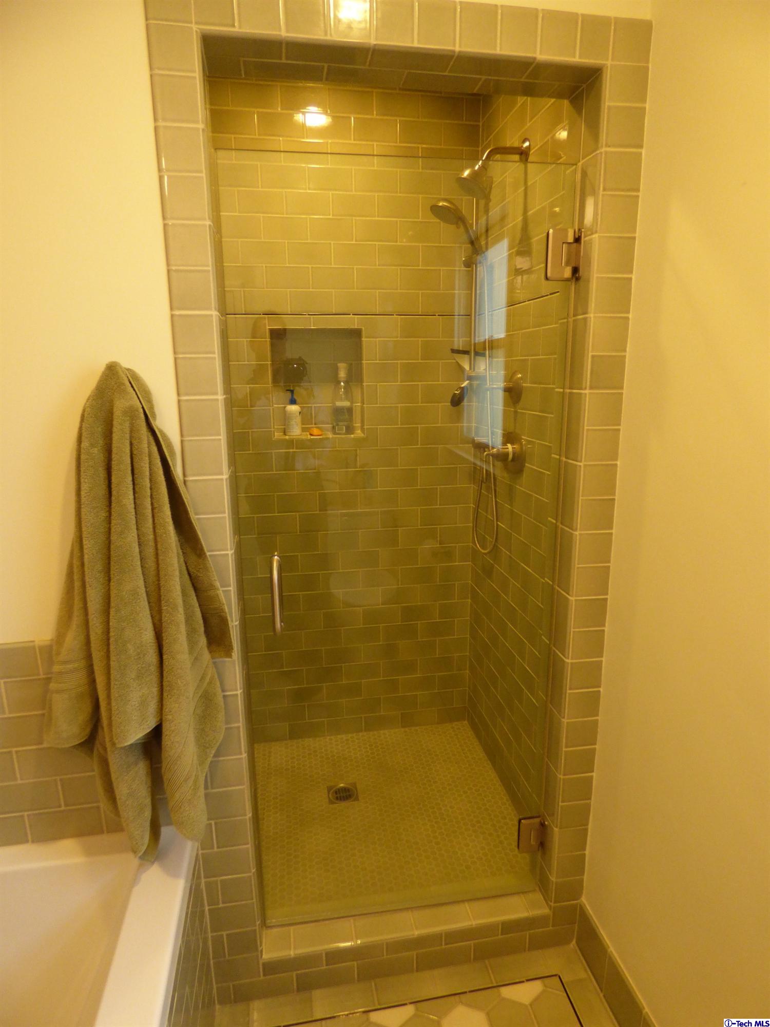 465 wapello Street, Altadena, CA 91001