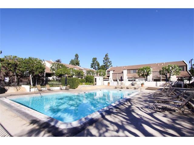 596 W Huntington Dr #F, Arcadia, United States 91007