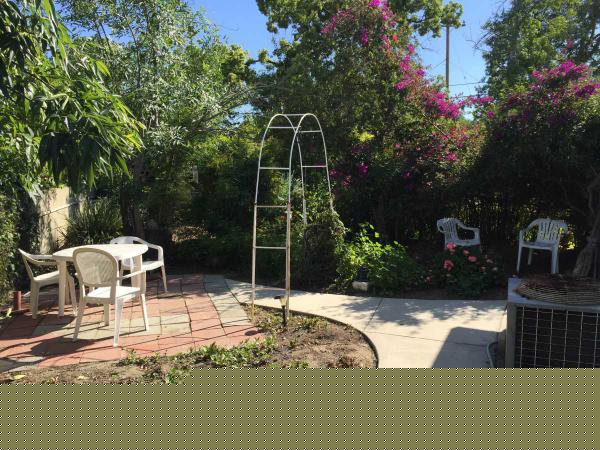 Vista Del Monte Mobile Home Park416 Jeffries #9Monrovia, CA 91016