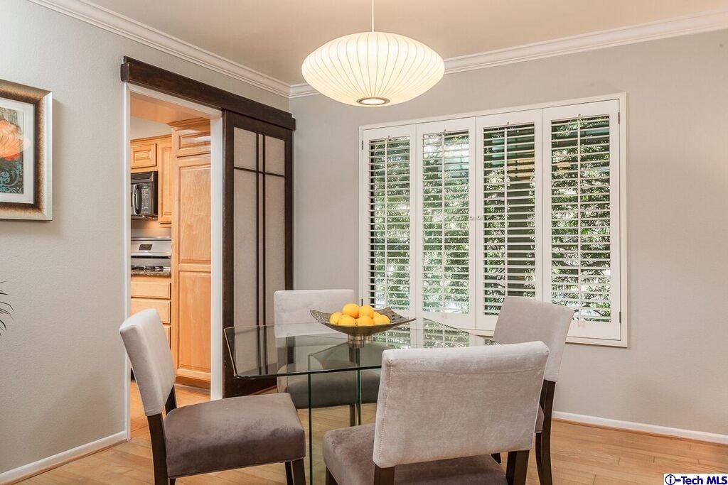 449 West Walnut Street, Pasadena, CA 91103