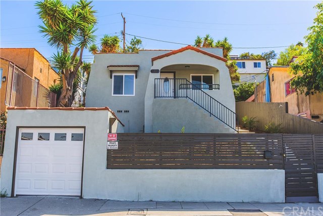 718 N Raymond Ave
