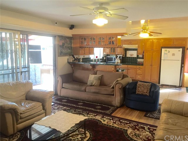 1696 Glen Avenue, Pasadena, CA 91103