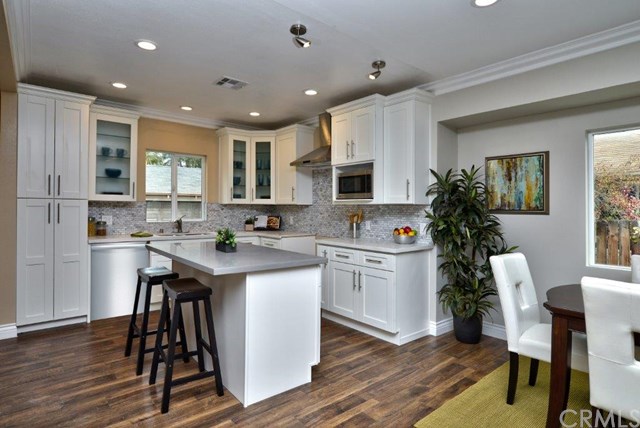 589 East Orange Grove Boulevard, Pasadena, CA 91104