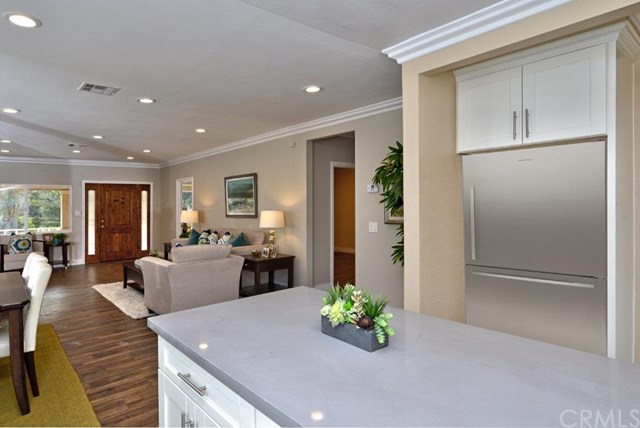 589 East Orange Grove Boulevard, Pasadena, CA 91104