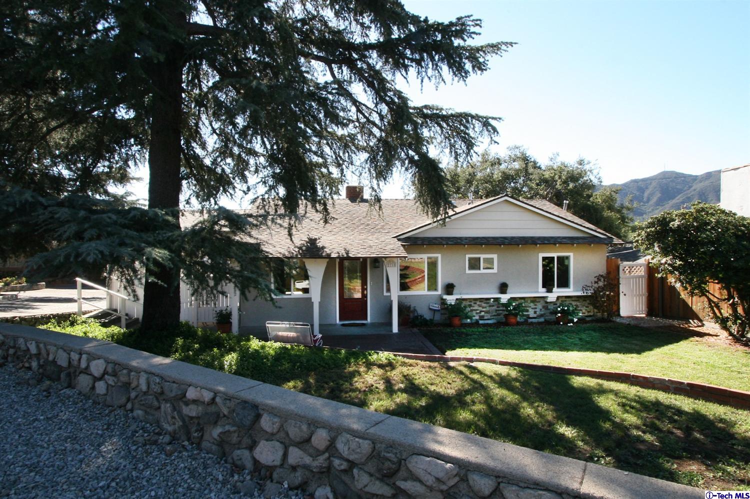 2710 Mayfield Avenue, La Crescenta, CA 91214