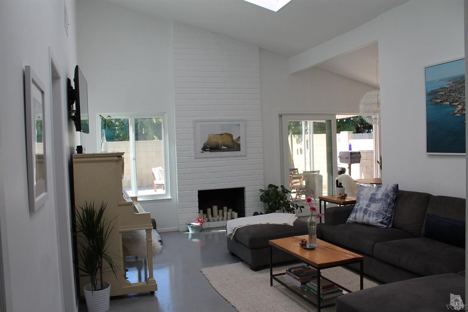 5659 Meadow Vista Way, Agoura Hills, CA 91301