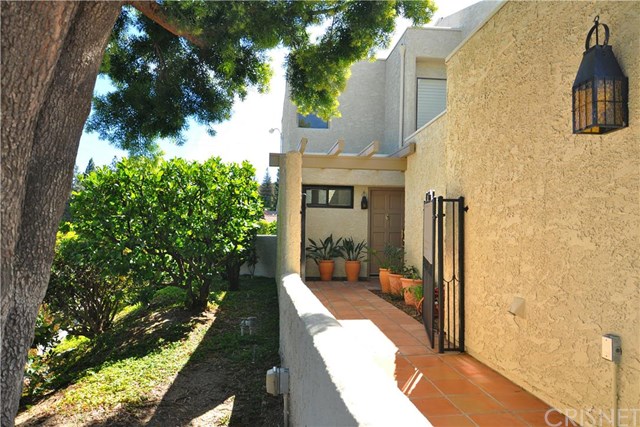 4223 Freedom Drive, Calabasas, CA 91302